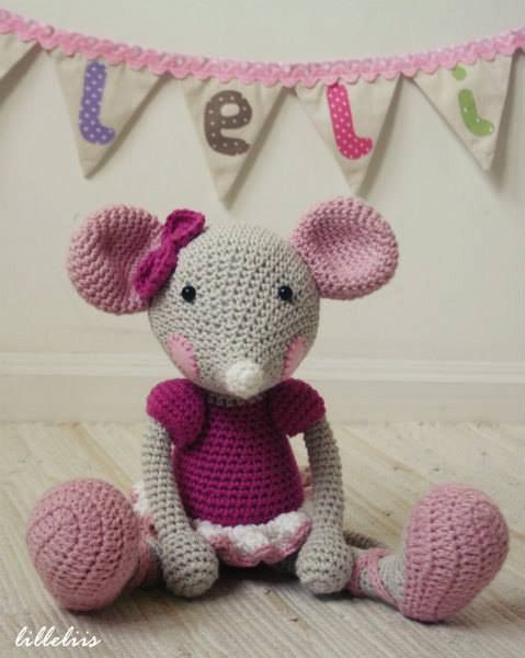 stunning-amigurumi-fareler-rata-bailarina-tig-ucretsiz-desen-14 Amigurumi Fareler Rata Bailarina Tığ Ücretsiz Desen