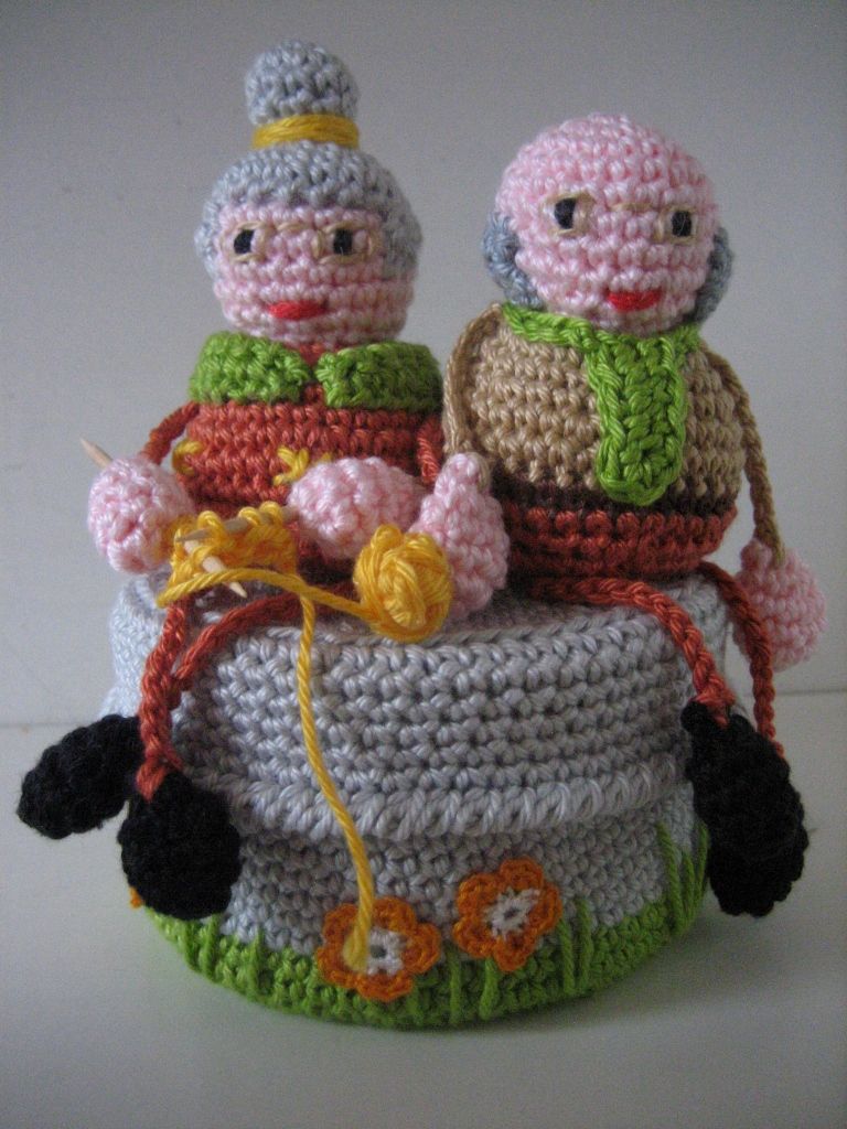 unique-amigurumi-tig-isi-doll-sara-ucretsiz-desen-4 Amigurumi Tığ işi Doll Sara Ücretsiz Desen