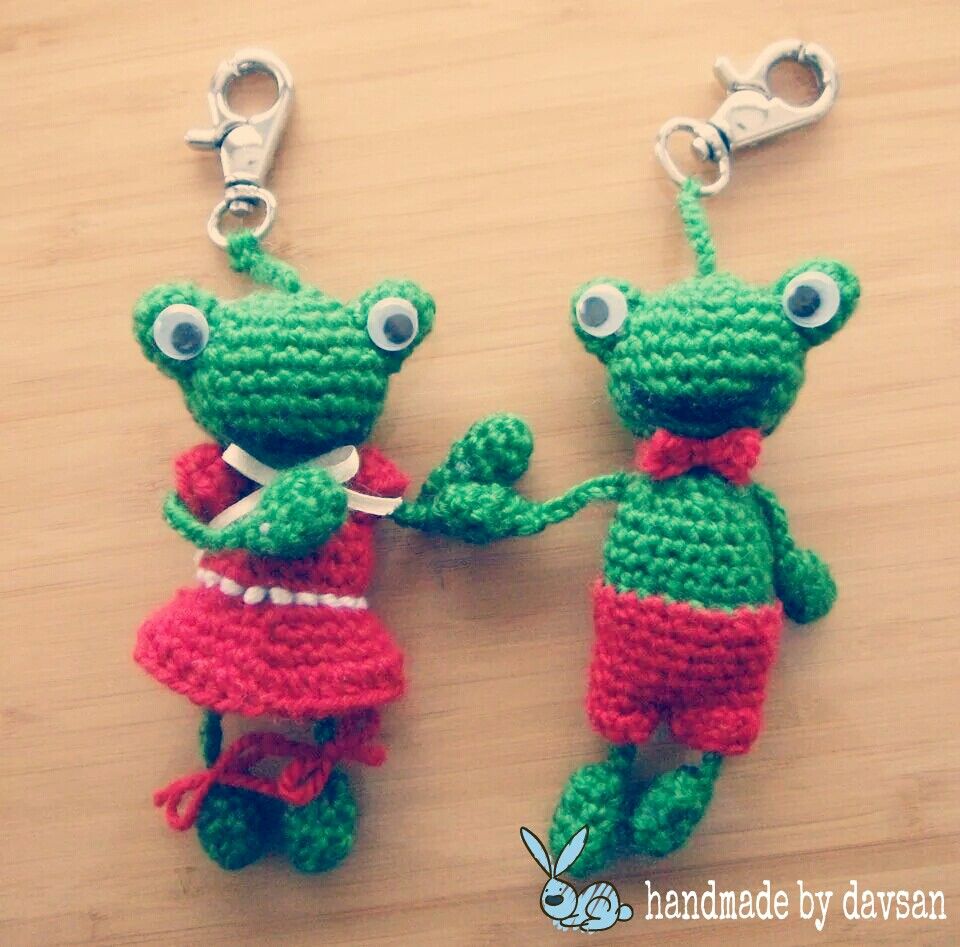 -amigurumi-anahtarlik-kurbaga-desen-3 Amigurumi Anahtarlık Kurbağa Desen