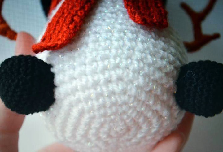 7a3c3571-ceca-4d25-b412-a8d56acd2116 Küçük Amigurumi Kardan Adam