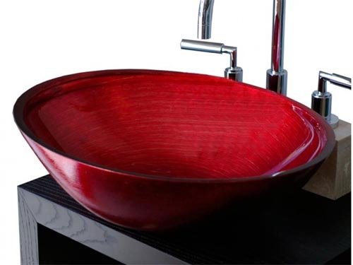 Kırmızı-Ahşap-Renkli-Lavabo-Tasarımı Renkli lavabo modelleri