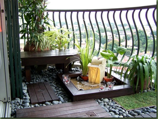 Rustik-Balkon-Dekor-Resmi Balkonlarda Rustik Dekorasyon Fikirleri