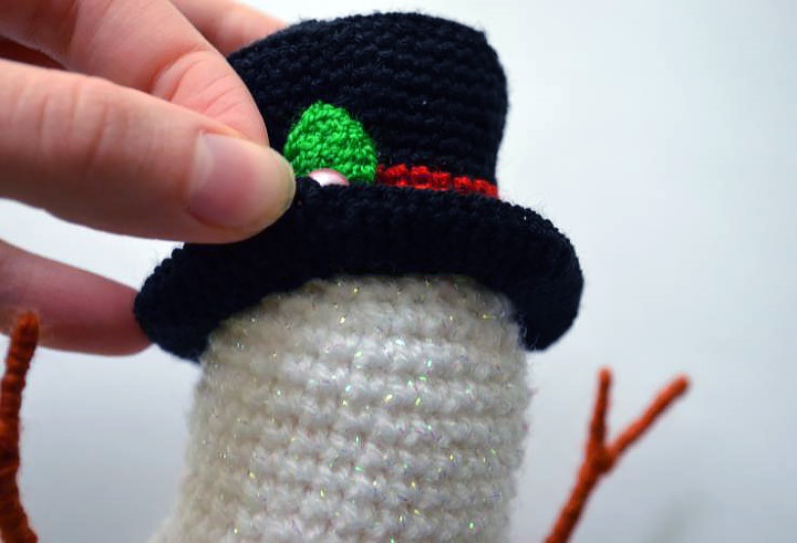 d39b147d-e91b-4641-a269-4b001f0f974d Küçük Amigurumi Kardan Adam