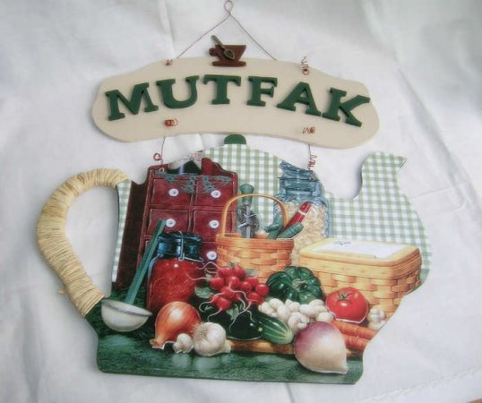aydanlık-Mutfak-Kapı-Süsü Mutfak Kapı Süsleri Örnekleri